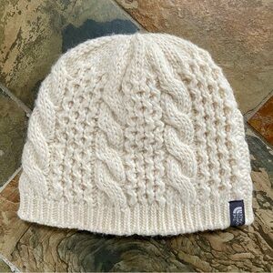 The North Face•NWOT•Oh Mega Lined Beanie•White Dune(Cream)•Warm Fleece Lining•OS